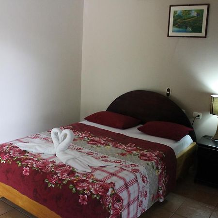 Hotel Vista Al Tortuguero Cariari  Kültér fotó